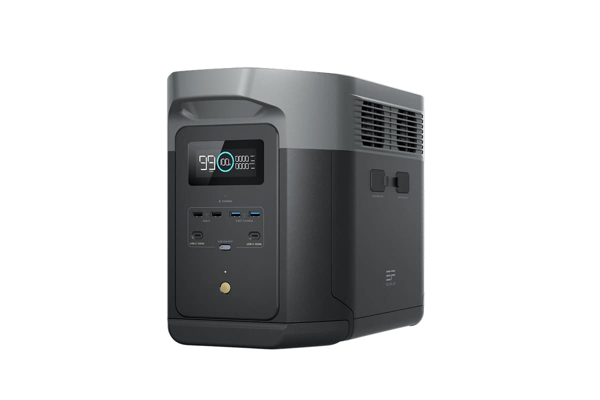 EcoFlow Delta 2 Max LCD display showing real-time power metrics during testing